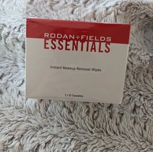 Rodan + Fields essentials instant makeup remover wipes 2 x 30 towelettes NIB